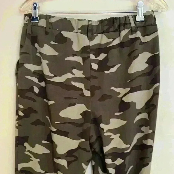 One by Chapter One Womens M Jogger Pants Army green Brown Tan drawstring Camo - Picture 7 of 11